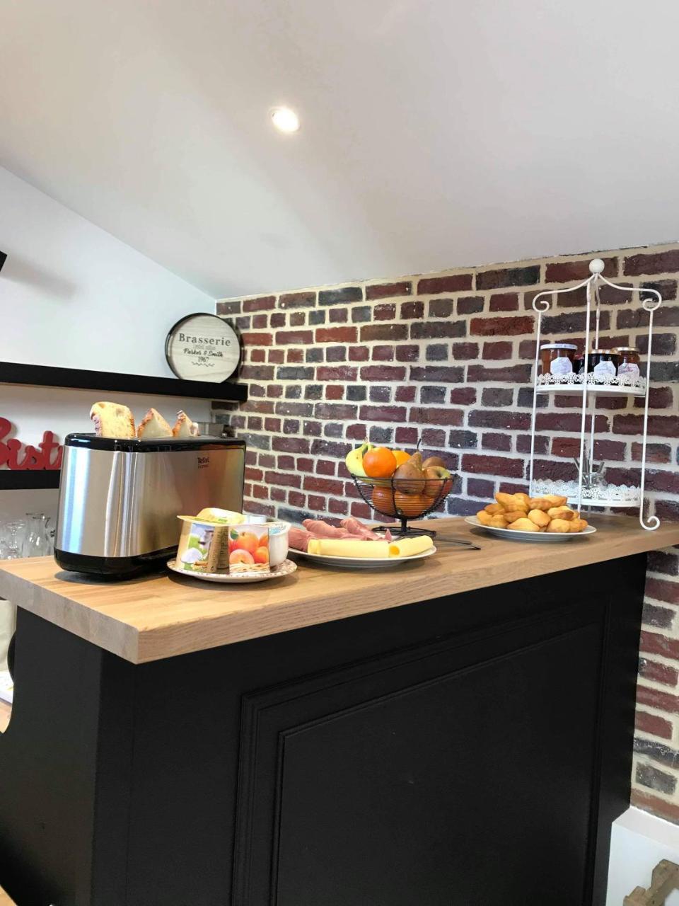 La Parenthese Epicurienne Bed and Breakfast Beauvais Exteriör bild